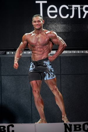 MEN'S PHYSIQUE